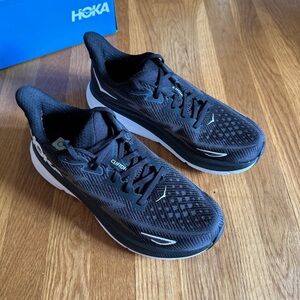 Mens Hoka Clifton 9 Sneaker
